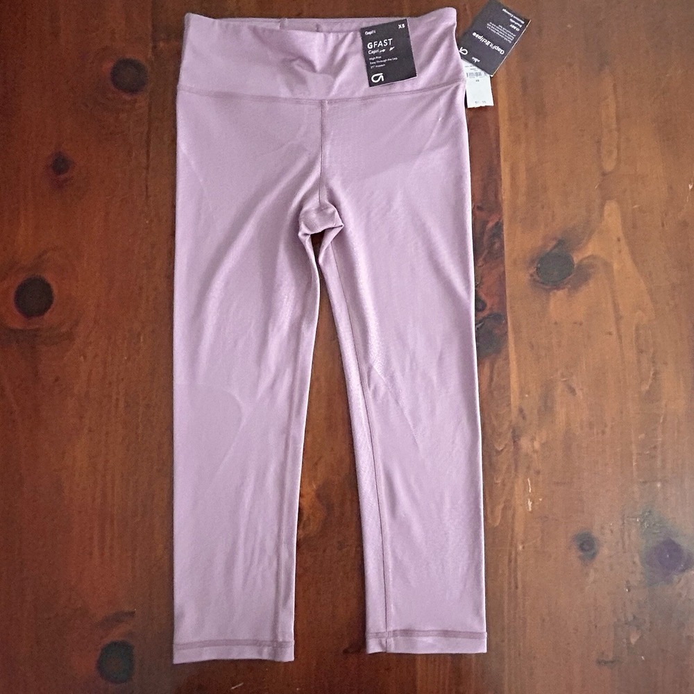 GAP Fit New GFast Capri Leggings XS Eclipse High Rise Purple Stretch $70 Yoga